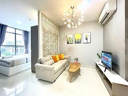 Saigon Royal View Residence & River