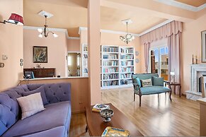 Artistic Apartment in Chania