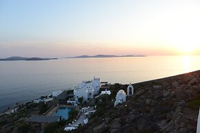 Topos Exclusive Mykonos