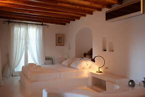 Topos Exclusive Mykonos