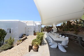 Topos Exclusive Mykonos