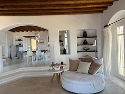 Topos Exclusive Mykonos