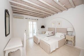 Topos Exclusive Mykonos