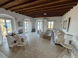 Topos Exclusive Mykonos