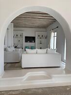 Topos Exclusive Mykonos