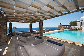 Topos Exclusive Mykonos