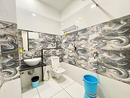 Hotel Govindam Inn - near Temple