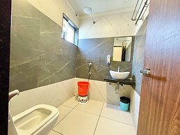 Hotel Govindam Inn - near Temple