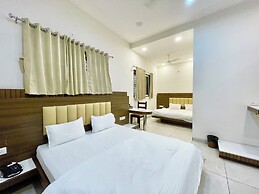 Hotel Govindam Inn - near Temple