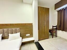 Hotel Govindam Inn - near Temple