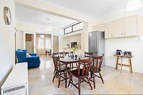 Dragonfly Apartment in Chania