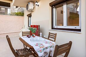 Dragonfly Apartment in Chania