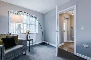 Charming Manchester 3-bed House