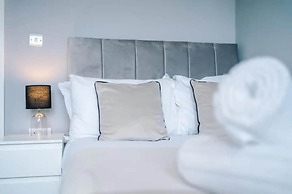 Charming Manchester 3-bed House