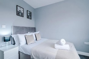 Charming Manchester 3-bed House