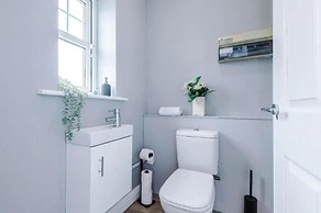 Charming Manchester 3-bed House