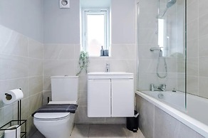 Charming Manchester 3-bed House