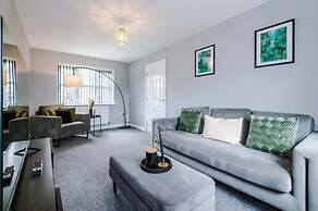 Charming Manchester 3-bed House