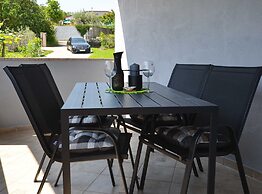 Radovani Peaceful and Serene Apartment With Terrace