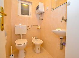 Cozy and Smart Rovinj Apartment With Balcony