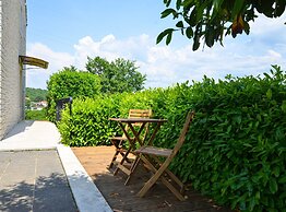 Sophisticated and Chic Villa With Pool