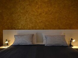 Sophisticated and Chic Villa With Pool