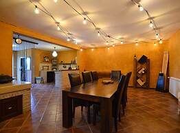 Sophisticated and Chic Villa With Pool