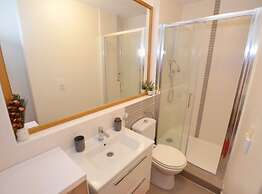 Simple and Sunny Studio Apartment