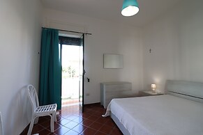 Holiday House 