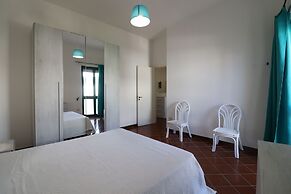 Holiday House 