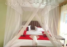 Jebel Hotel and Lounge Buloba