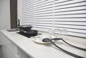 STRONG MARK APARTMENTS