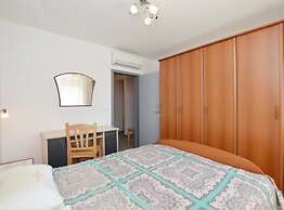 Quiet and Compact Apartment With Balcony