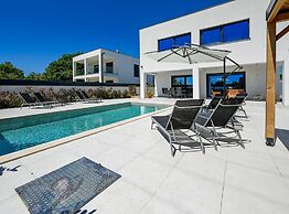 Refined and Inviting Villa in Kanfanar