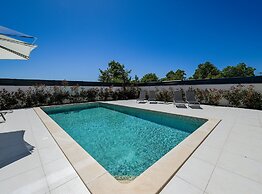 Refined and Inviting Villa in Kanfanar