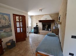 Picturesque Paradise Holiday Home With Pool