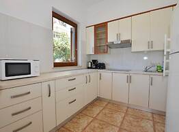 Elegant and Brigth Corner Apartments