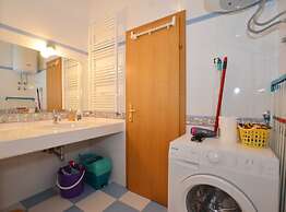 Elegant and Brigth Corner Apartments