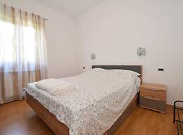 Elegant and Brigth Corner Apartments