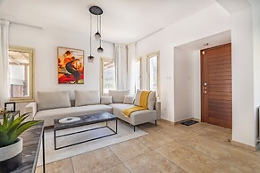 Agios Tychon Luxury Villa With Private Pool