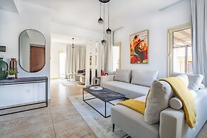 Agios Tychon Luxury Villa With Private Pool