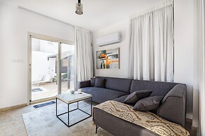 Agios Tychon Luxury Villa With Private Pool