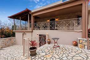 Arcadia Getaway - Levidi Sani 11 Suite