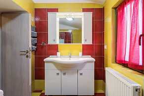 Arcadia Getaway - Levidi Sani 11 Suite