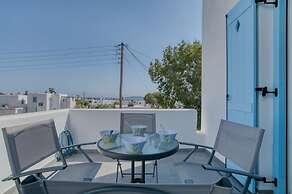 Seaside Splendor - Apollo s Poolside Retreat