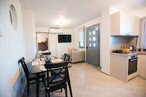 Onar Zin Seabliss - Iro Pool Bliss Getaway