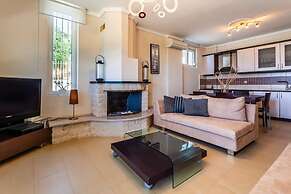 Aigli Fully Equipped Getaway - Seaview Lux Retreat