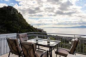 Aigli Summer Getaway - Seaview Lux Retreat