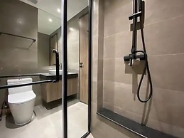 De La Sol  District 4