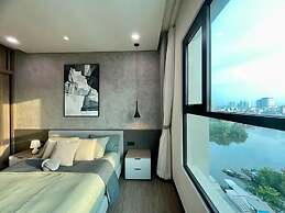 De La Sol  District 4